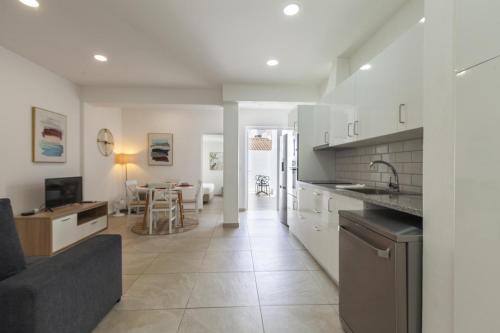 B88 - Mendonça Street Apartment