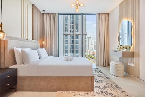 STAY BY LATINEM Luxury 2BR Holiday Home CVG 907 Near Burj Khalifa, Dubai (Foto 9)