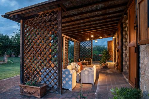 外部景觀, Historic Villa With Pool In The Heart Of Chianti in 蒙特利基奧尼