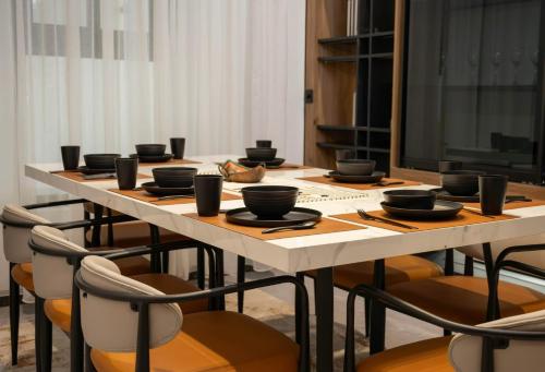 Létesítmények, Three Bedroom Trendy apartment in Almadinah in Al Khatim