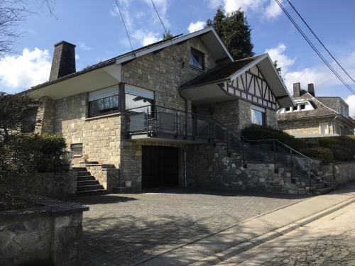 Waimes Retreat Near Forest - Location saisonnière - Waimes