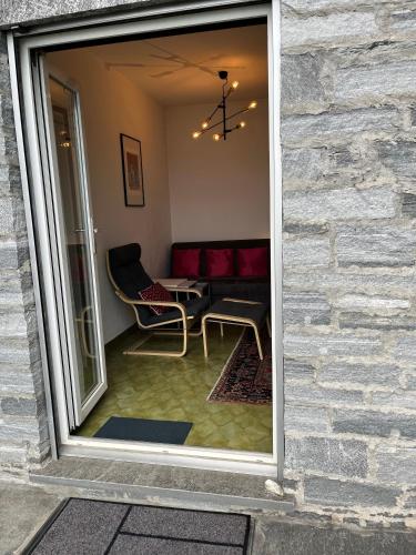 Exterior view, Casa Tintinnio in Brione sopra Minusio