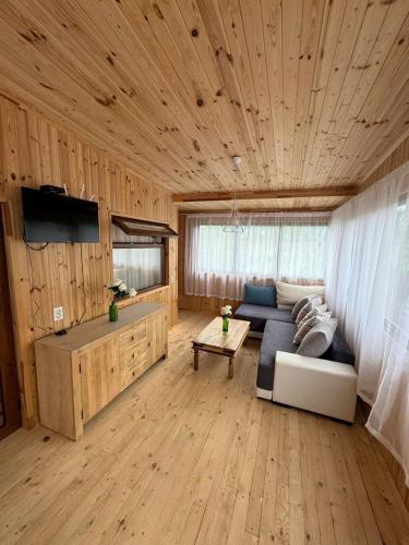 Holiday Sea Home