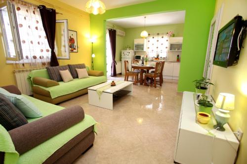  Apartment Mini, Pension in Trogir