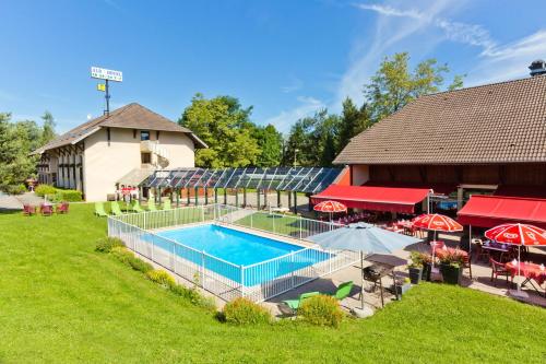 Úszómedence, Logis Albhotel Grill in Alby-sur-Cheran