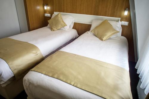 Hotel Larende - image 11
