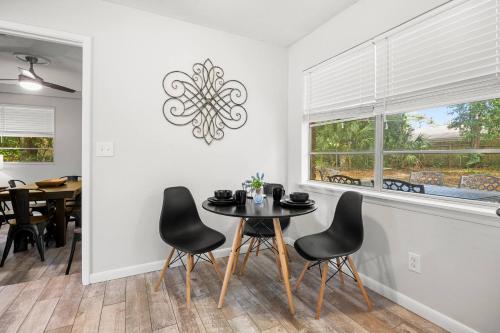 Newly Designed Ranch House | Backyard & BBQ Grill, Ferry Pass