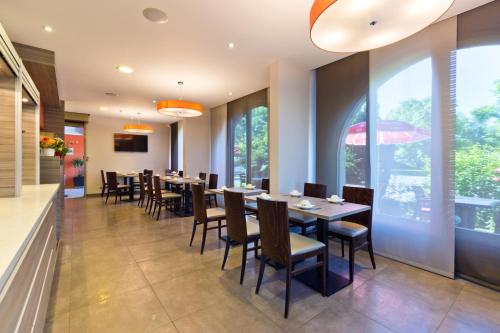 Étterem, Logis Albhotel Grill in Alby-sur-Cheran