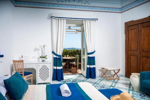 Classic Double or Twin Room