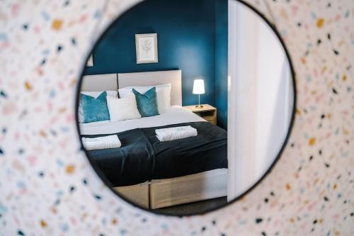 Three Bedroom House by Brookland Stays Serviced Accommodation Short Lets Manchester with Free WiFi, Manchester (photo 8)