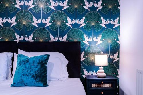 Three Bedroom House by Brookland Stays Serviced Accommodation Short Lets Manchester with Free WiFi, Manchester (photo 9)