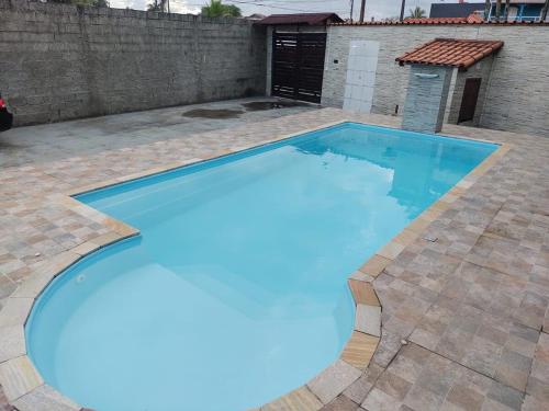 สระว่ายน้ำ, Casa com piscina, 100m da praia! in ปาลเมย์ราส 2