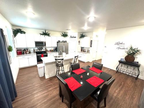 3BR Vegas Getaway Near Strip & Downtown, Las Vegas (zdjęcie 4)
