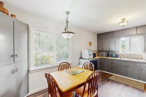 River View House in 尤金市中心