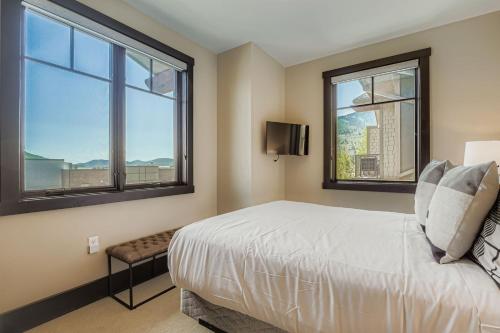 Tranquil Blackstone Getaway - image 8