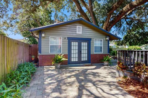 Bungalow 110 - Tampa, FL