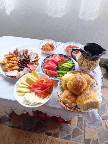 Lumea lui Creanga in Humulești
