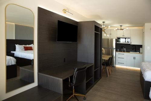 The Irish Inn Boutique Hotel – Shamrock, TX