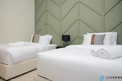 Brand New Modern 2 BR Retreat in Dubai Creek Harbour, Dubai (photo 8)