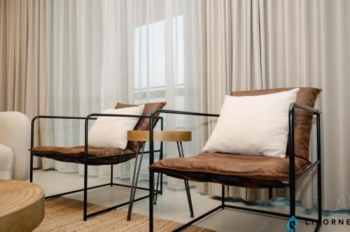Brand New Modern 2 BR Retreat in Dubai Creek Harbour - image 4