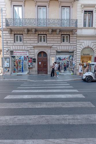 Piazza Venezia Suite and Terrace - image 11