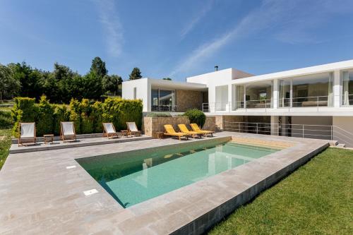 GuestReady - Exquisite villa w/ Pool & Parking gîte à louer Alenquer
