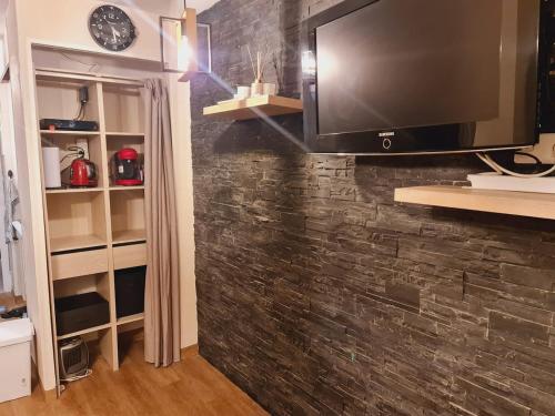 Apartment with pool included near L'Amphore