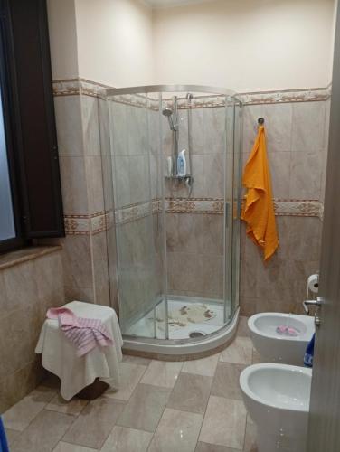 Zuhanyzó, Varacalli home in Siderno