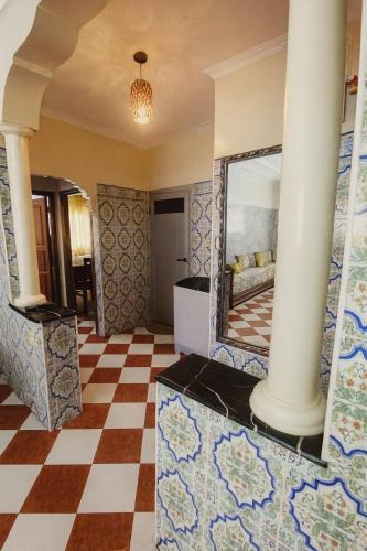 Traditional Moroccan Apartment, Oulfa, Hajj Fateh in Al Fida