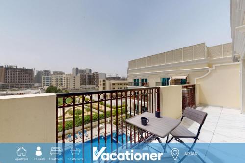 Vacationer Holiday Homes I Upgraded 1 Bed with Pool View l Arjan, Dubaj