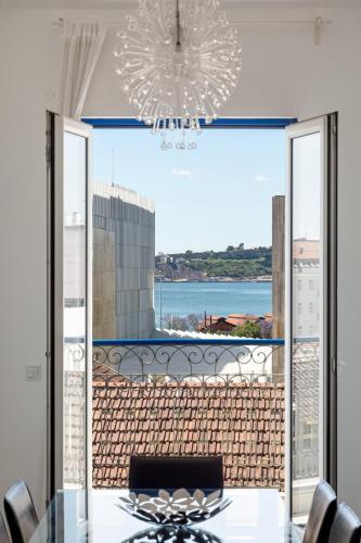 GuestReady - Gorgeous apt with river view, Lissabon
