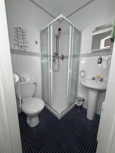 Rossdene House - image 13