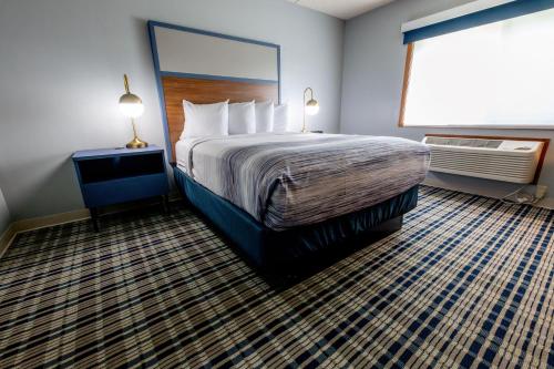 AmericInn by Wyndham Sturgeon Bay - image 7