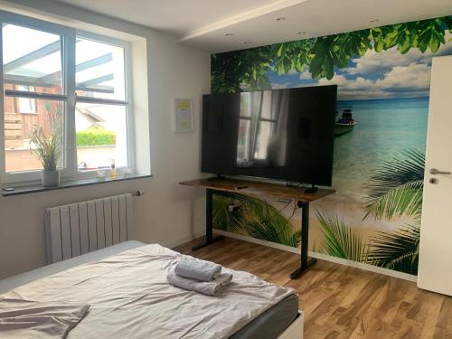 HomeOffice Zimmer Kuche WLAN TV mit Terrasse Grill in Hennef