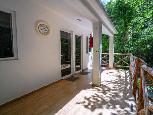 Erkély/terasz, Jolie Jungle Eco Hotel in Leona Vicario