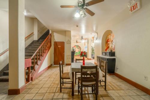 บริการและสิ่งอำนวยความสะดวก, Hotel O Colonial Inn Brownsville Tx in บราวน์สวิลล์ (TX)