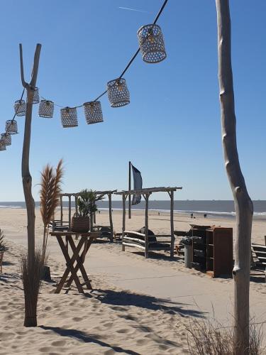 Studio 21 stylish and luxurious apartment in Noordwijk-Binnen