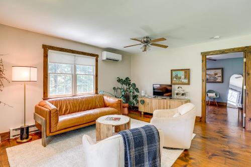 Walk to River: Couple’s Retreat in Kintnersville! in Frenchtown (NJ)