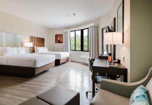 Comfort Inn & Suites Tobago in Scarborough