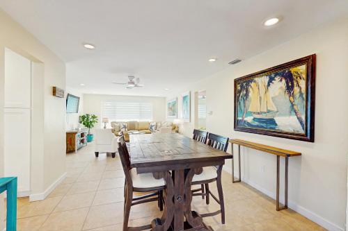 Salty Salutations in Bokeelia