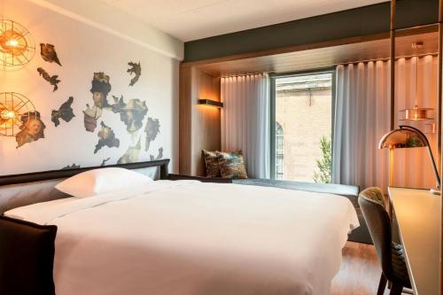 Renaissance Amsterdam Hotel - image 3