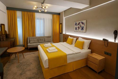 Aleksandr Pera Hotel, Istanbul
