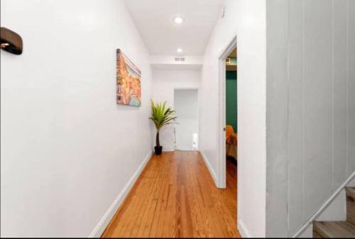 Chic 5 Bd Home In Little Italy in Jonestown