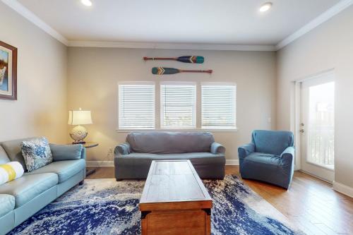 Alerio Condos - image 13