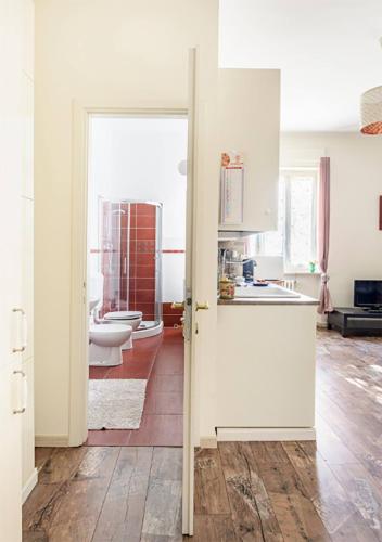 Indipendent Studio Apartment near metro - Monolocale indipendente vicinissimo metro in 科萊尼奧