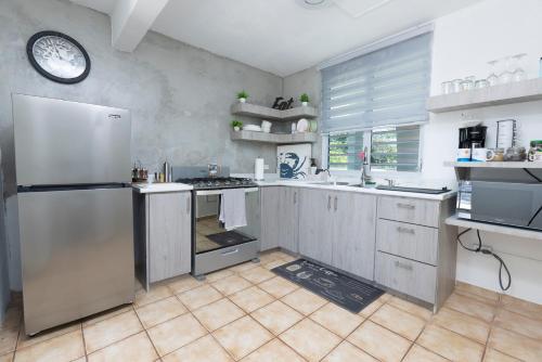 Seadmed, Casa Lula in Arecibo