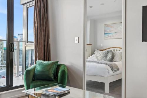 CBD 2BR Retreat w Pool & Gym by Zodiak Stays, Auckland (Foto 6)