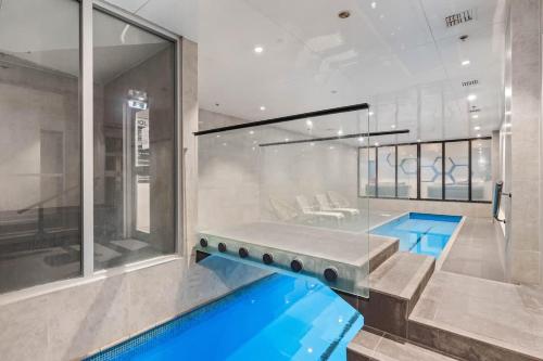 CBD 2BR Retreat w Pool & Gym by Zodiak Stays, Auckland (Foto 7)