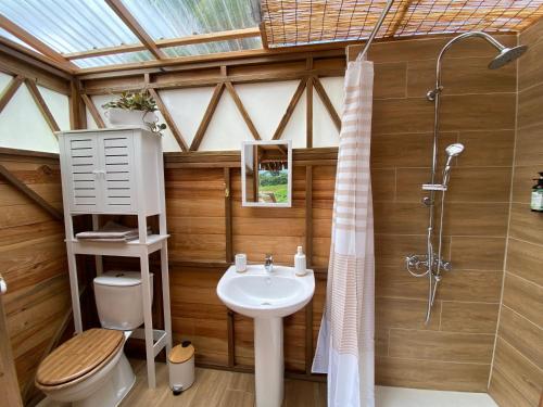 Fare Maraea Iti in เปาเปา