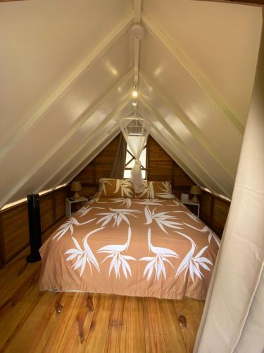 Fare Maraea Iti in Paopao